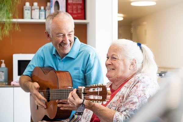 Solina Betreuung Solina Betreuung Gitarre